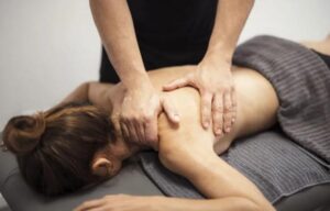 Masaje terap&eacute;utico Sullana, recup&eacute;rate de lesiones.