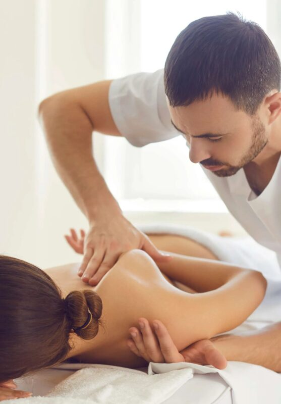 masaje terapéutico Sullana. Recuérate de lesiones golpes.